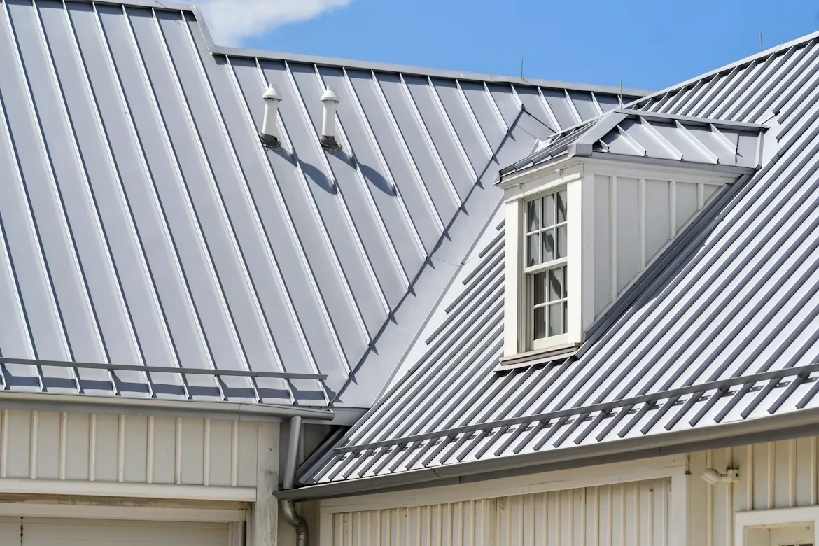 Modern Homeowners Are Switching to Metal Roofs