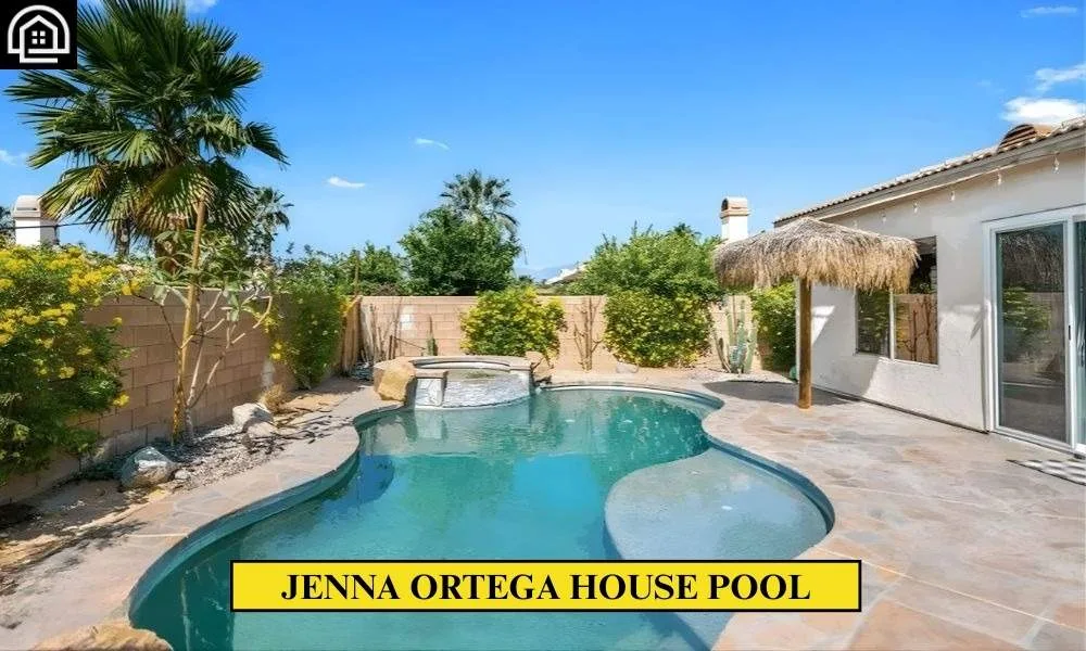 Jenna Ortega House Pool